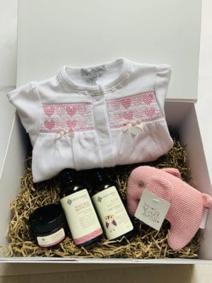mummy and me pink baby hamper