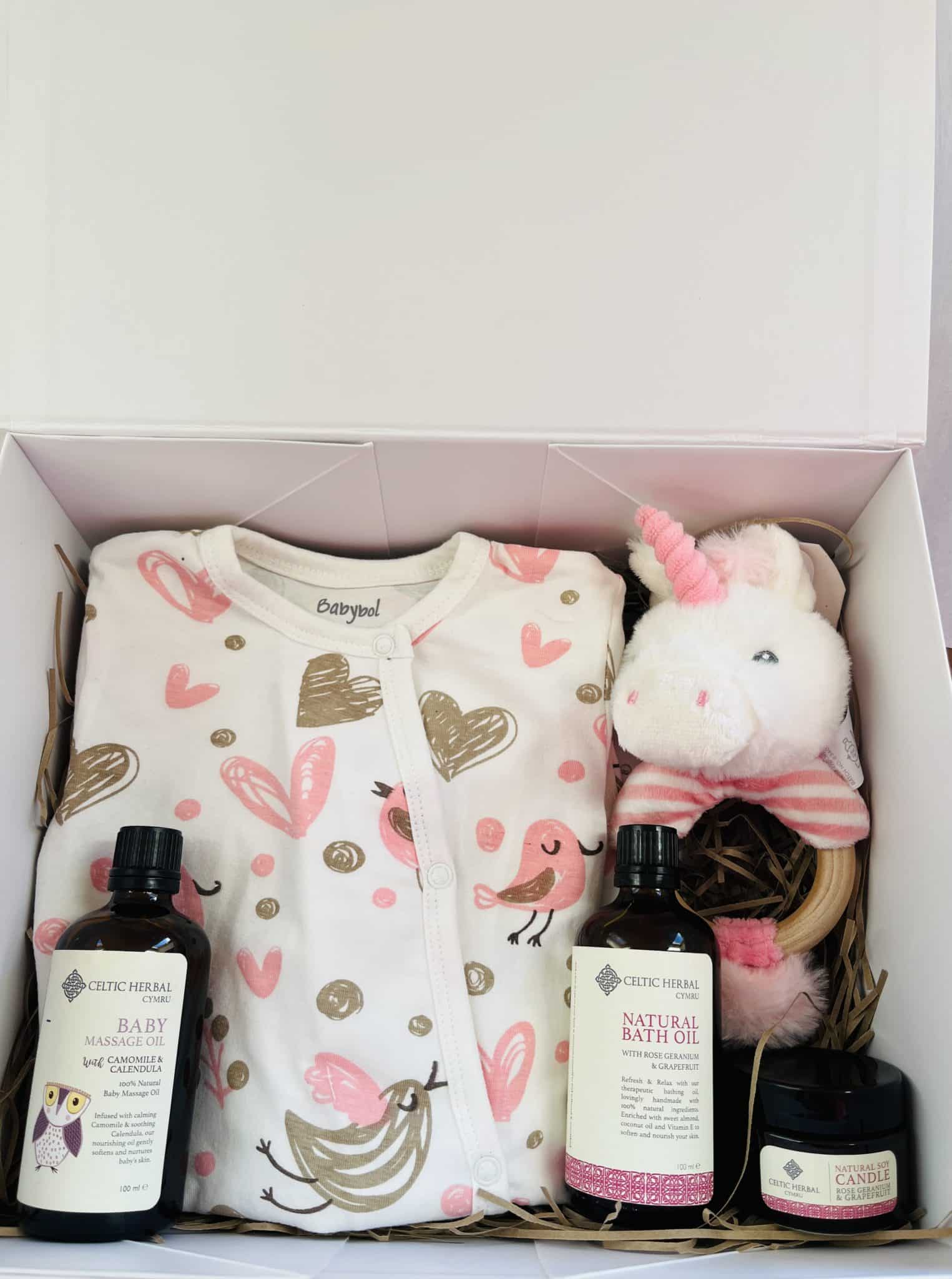 Mummy and me pink baby hamper