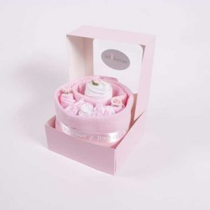 Baby clothes cake - It's a girl